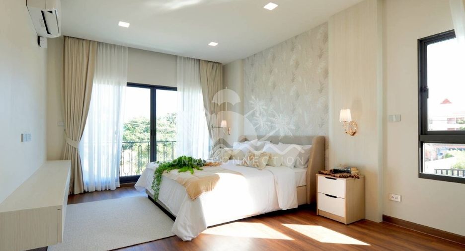 For sale そして for rent 4 ベッドルーム house in Sattahip, Chonburi