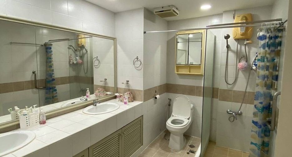 For sale 2 bedrooms condo in Bang Lamung, Chonburi
