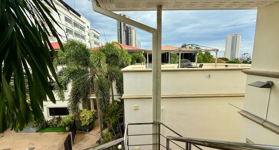 For sale 3 bedrooms house in Bang Lamung, Chonburi
