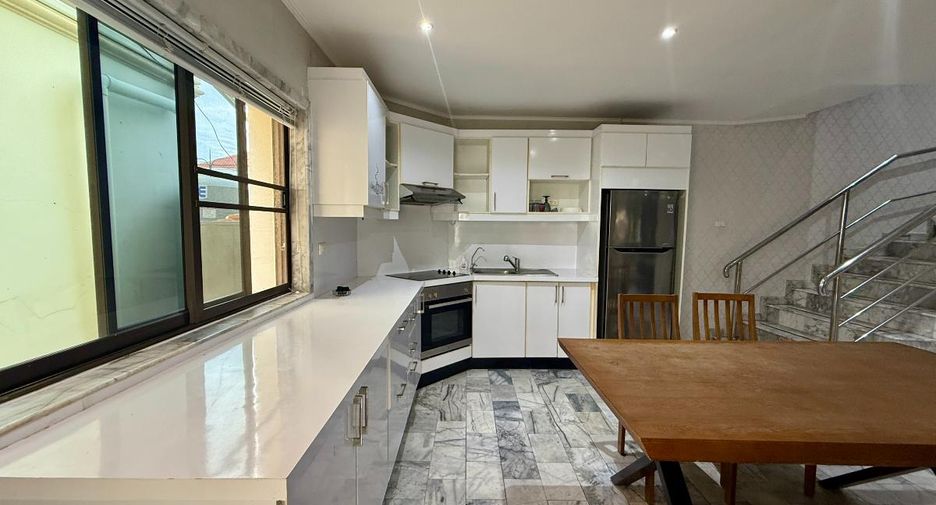 À vendre 3 chambres maison à Bang Lamung, Chonburi