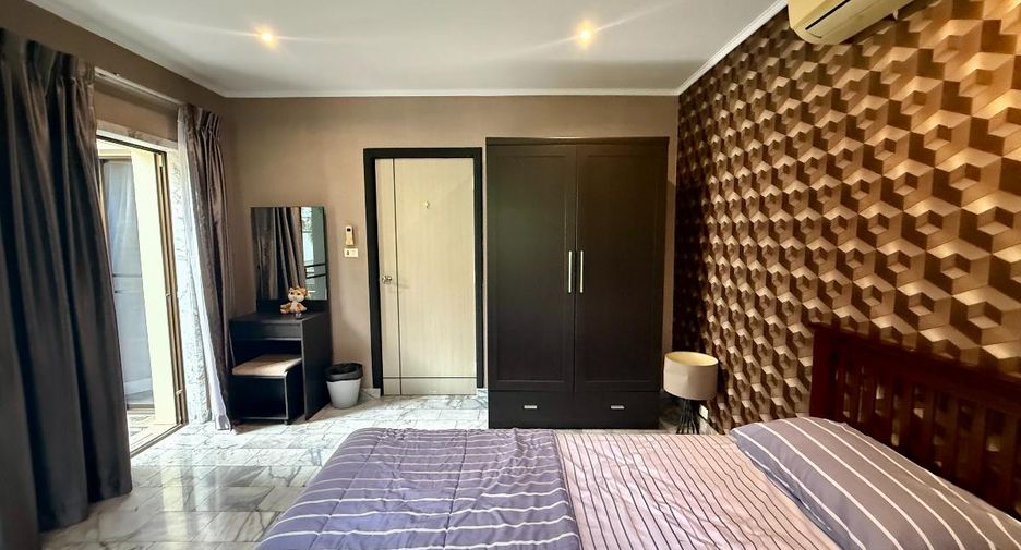 For sale 3 bedrooms house in Bang Lamung, Chonburi