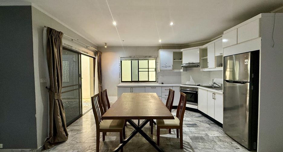 À vendre 3 chambres maison à Bang Lamung, Chonburi
