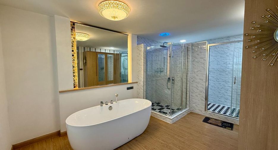 For sale 3 bedrooms house in Bang Lamung, Chonburi