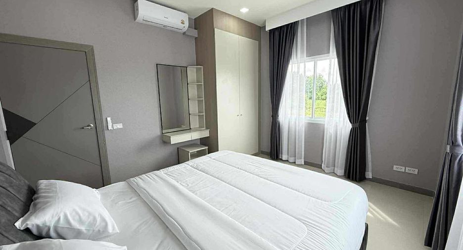 Casa en venta de 5 habitaciones en Bang Lamung, Chonburi