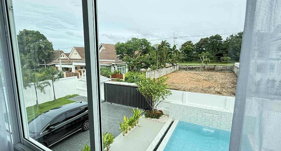 Casa en venta de 5 habitaciones en Bang Lamung, Chonburi