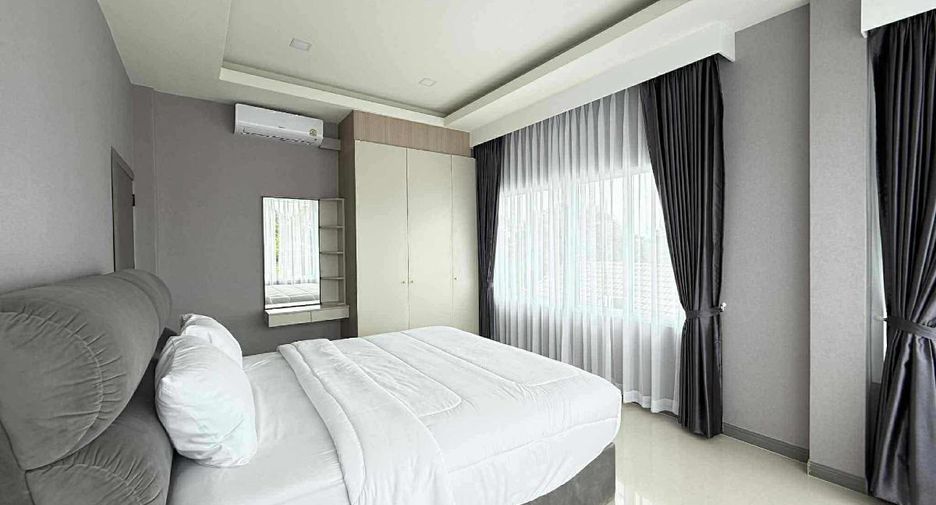 Casa en venta de 5 habitaciones en Bang Lamung, Chonburi