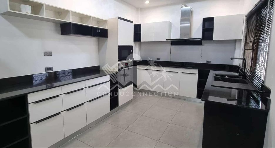 For sale and for rent 3 bedrooms house in Bang Lamung, Chonburi