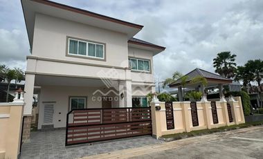 Casa en venta y en alquiler de 4 habitaciones en Bang Lamung, Chonburi