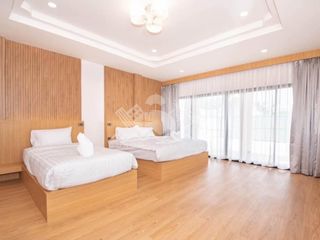Casa en venta y en alquiler de 6 habitaciones en Bang Lamung, Chonburi