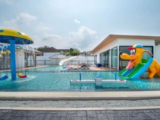 Casa en venta y en alquiler de 6 habitaciones en Bang Lamung, Chonburi