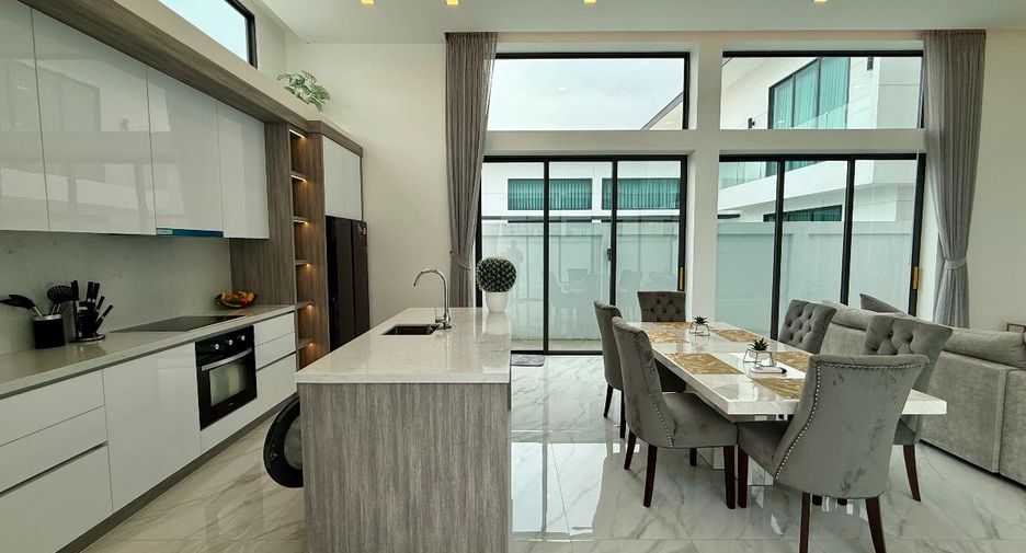 Casa en venta de 3 habitaciones en Bang Lamung, Chonburi