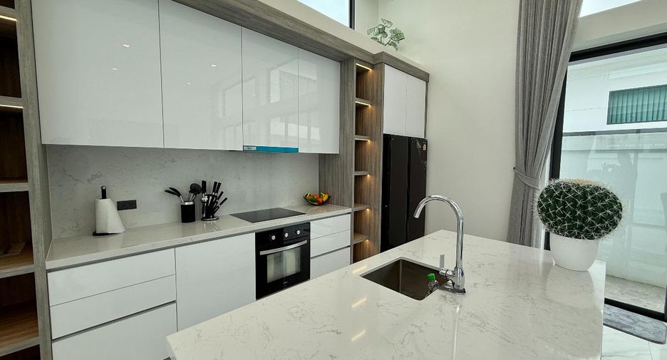 Casa en venta de 3 habitaciones en Bang Lamung, Chonburi