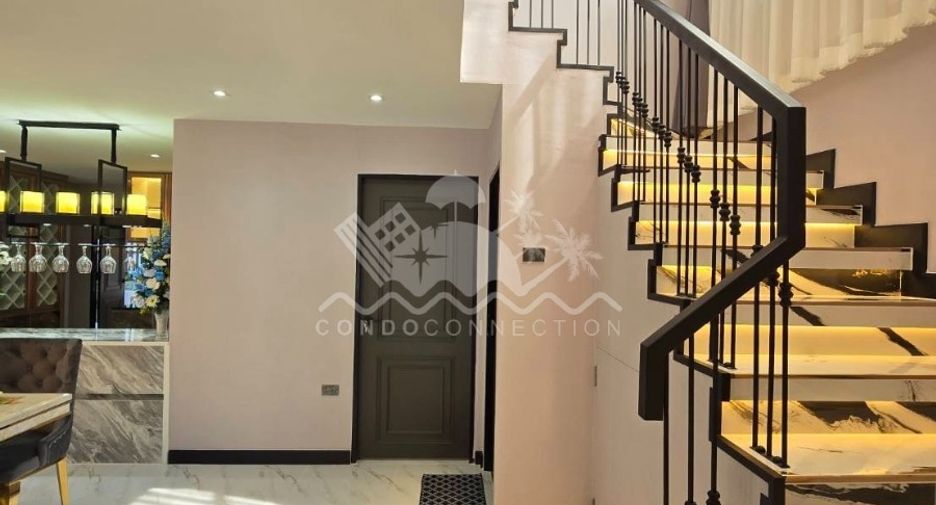 Casa en venta de 4 habitaciones en Bang Lamung, Chonburi