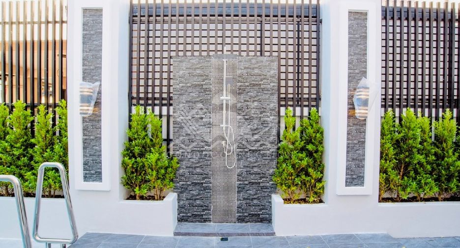 Casa en venta de 4 habitaciones en Bang Lamung, Chonburi