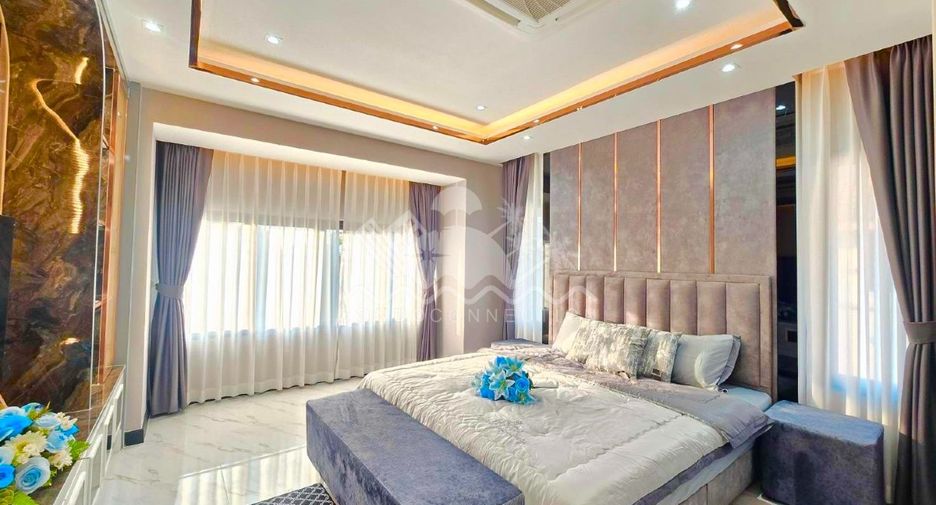 Casa en venta de 4 habitaciones en Bang Lamung, Chonburi