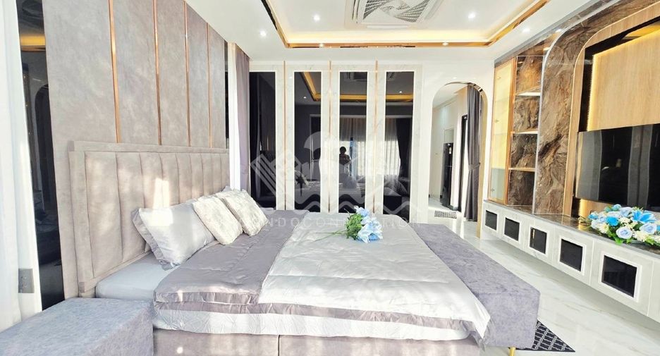 Casa en venta de 4 habitaciones en Bang Lamung, Chonburi