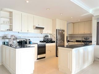 For sale 3 ベッドルーム condo in Bang Lamung, Chonburi