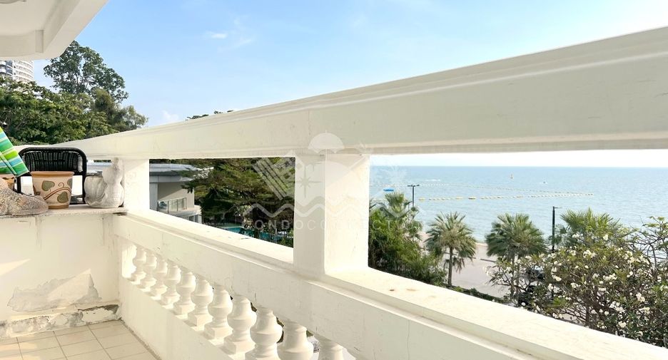 For sale 3 ベッドルーム condo in Bang Lamung, Chonburi