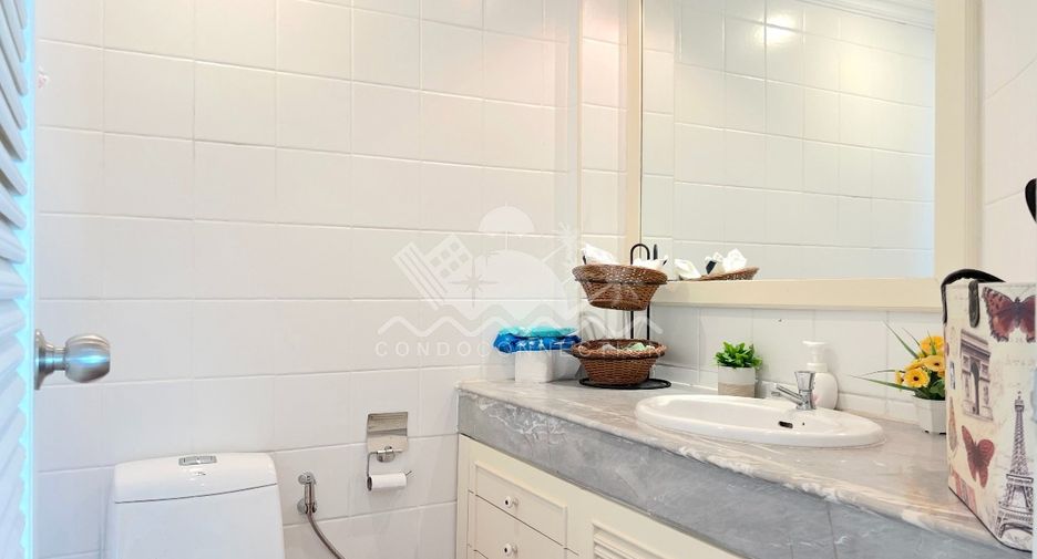 For sale 3 ベッドルーム condo in Bang Lamung, Chonburi
