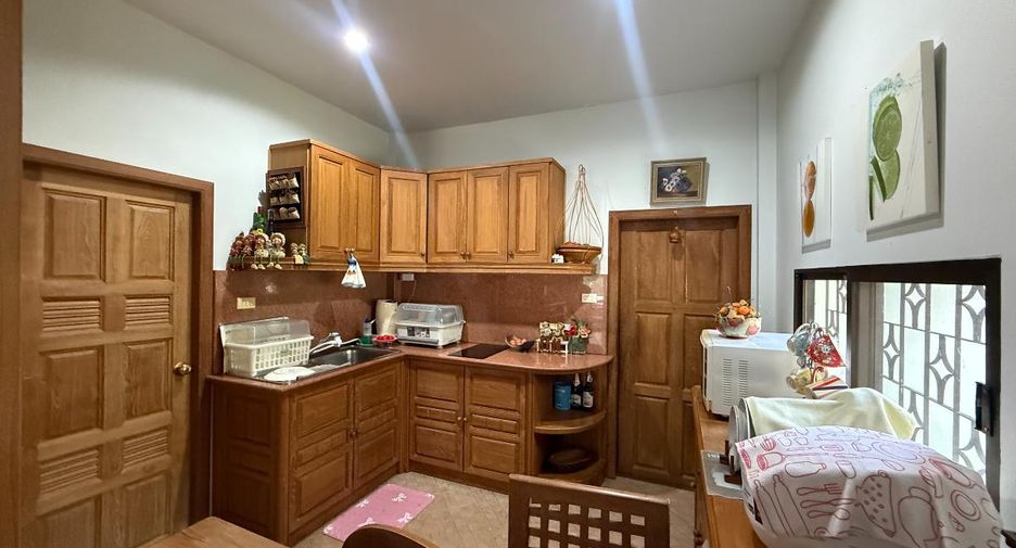 Продажа 3 спальни дом в Банг Ламунг, Чонбури