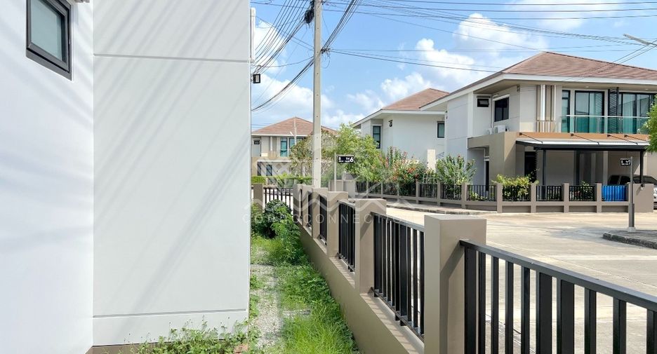 À vendre et à louer 4 chambres maison à Bang Lamung, Chonburi