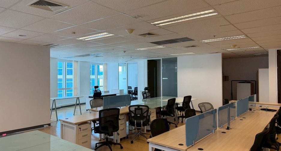 Büro zur Miete in Pathum Wan, Bangkok