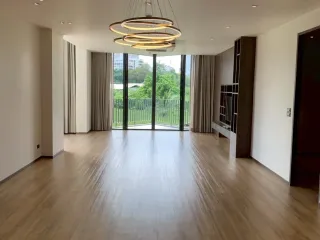À louer 3 chambres appartement à Khlong Toei, Bangkok