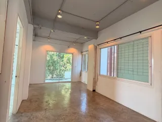 Reihenhaus zur Miete mit 5 Zimmer in Huai Khwang, Bangkok