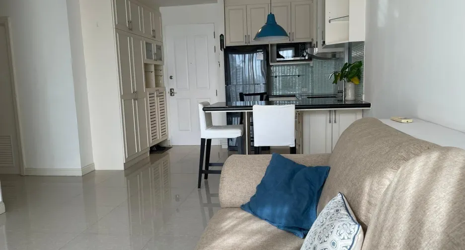 For sale and for rent 2 bedrooms condo in Khlong Toei, Bangkok