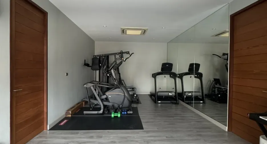 For rent 3 bedrooms house in Watthana, Bangkok