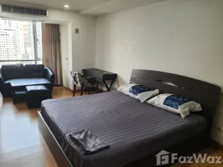 Wohnung zur Miete mit Studio in Khlong Toei, Bangkok