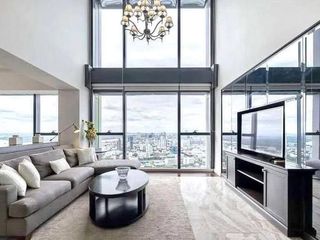 For rent 4 bedrooms condo in Sathon, Bangkok