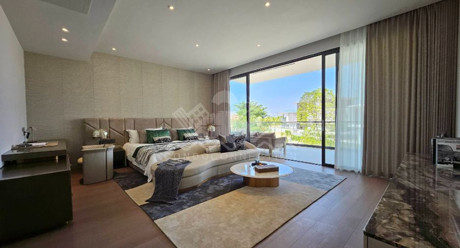 For sale 4 bedrooms house in Bang Lamung, Chonburi