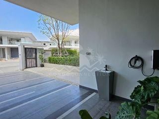For sale 4 bedrooms house in Bang Lamung, Chonburi