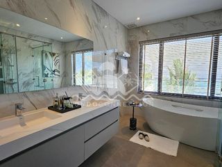 For sale 4 bedrooms house in Bang Lamung, Chonburi