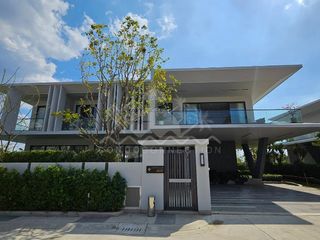 For sale 4 bedrooms house in Bang Lamung, Chonburi