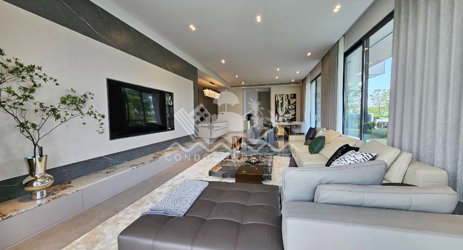 For sale 4 bedrooms house in Bang Lamung, Chonburi