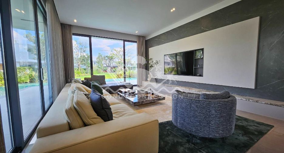 For sale 4 bedrooms house in Bang Lamung, Chonburi