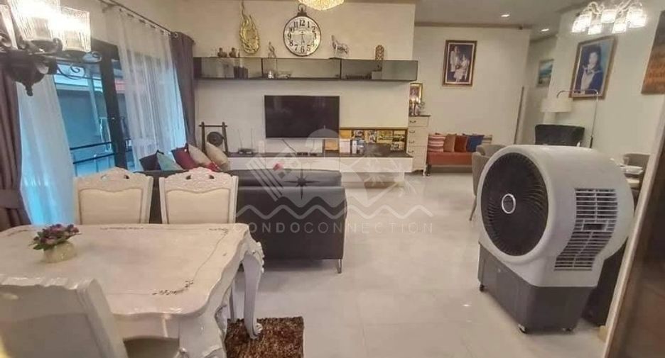 Casa en venta de 3 habitaciones en Bang Lamung, Chonburi