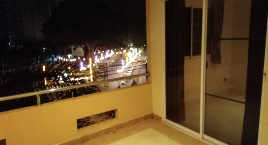For sale 3 bedrooms condo in Bang Lamung, Chonburi