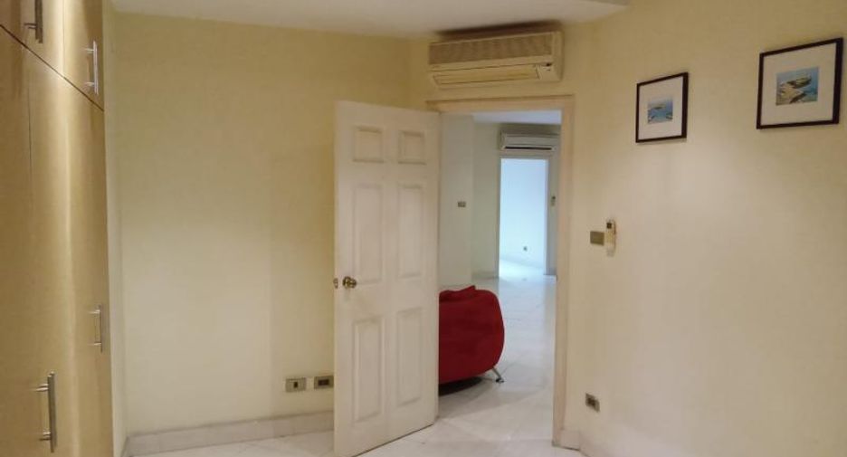 For sale 3 bedrooms condo in Bang Lamung, Chonburi