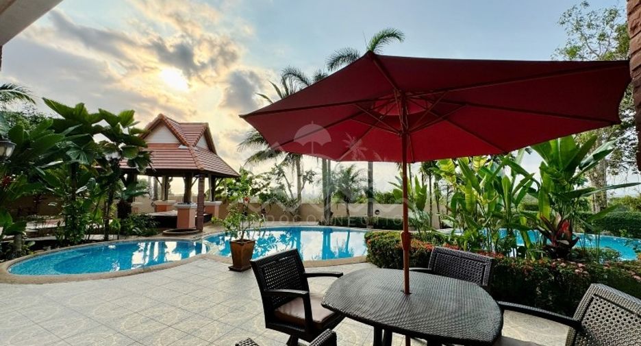 For sale and for rent 4 bedrooms house in Bang Lamung, Chonburi