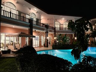 À vendre et à louer 4 chambres maison à Bang Lamung, Chonburi
