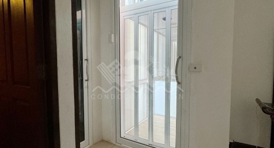 For sale and for rent 4 bedrooms house in Bang Lamung, Chonburi