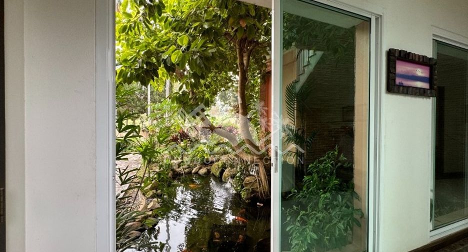 For sale and for rent 4 bedrooms house in Bang Lamung, Chonburi