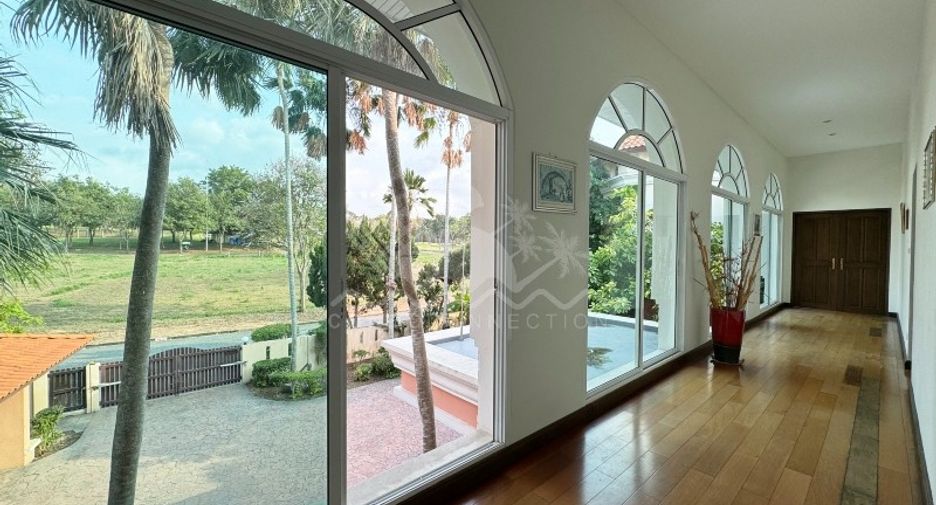 For sale and for rent 4 bedrooms house in Bang Lamung, Chonburi
