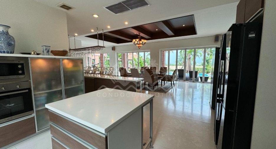 For sale and for rent 4 bedrooms house in Bang Lamung, Chonburi