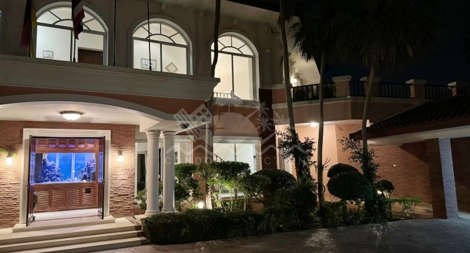 For sale and for rent 4 bedrooms house in Bang Lamung, Chonburi