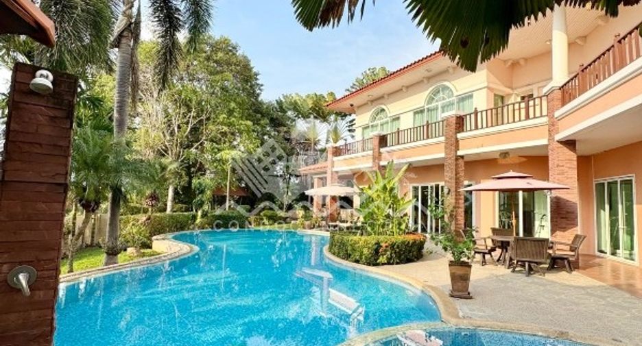 For sale and for rent 4 bedrooms house in Bang Lamung, Chonburi