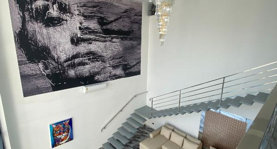 Casa en venta de 6 habitaciones en Bang Lamung, Chonburi